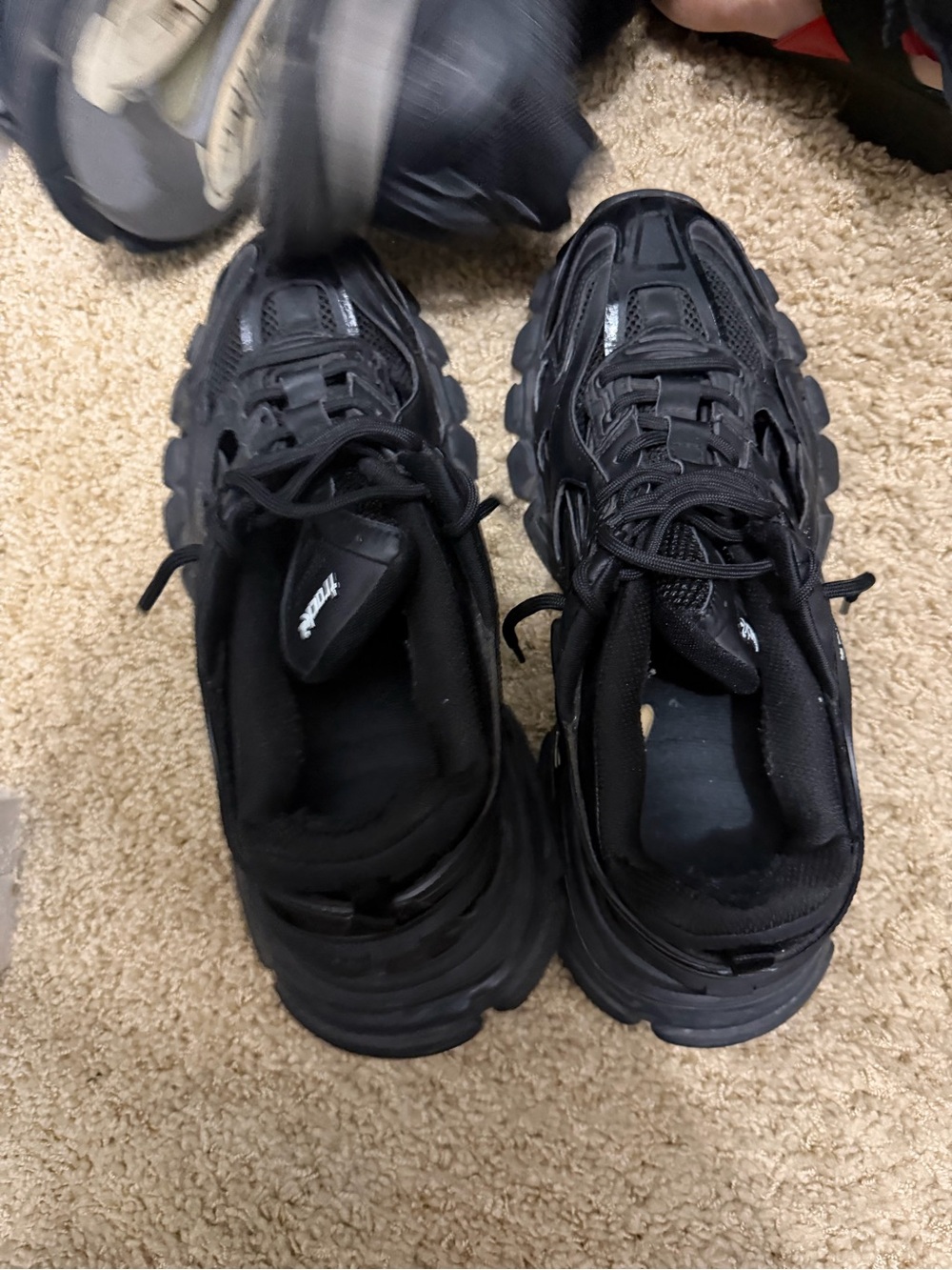 Balenciaga Men's Black Trail Runner Sneakers - Picture 2 of 8